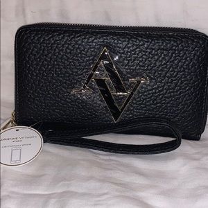 NWOT Adrienne Vittadini wallet